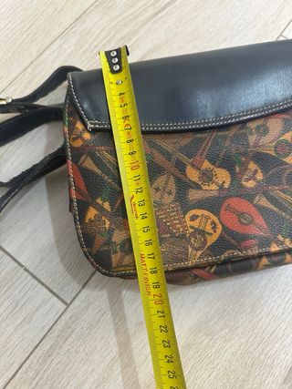 Bolso vintage estampado guitarras de cuero y lona