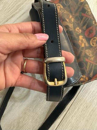 Bolso vintage estampado guitarras de cuero y lona