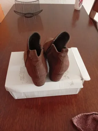 Botas de dama marrones