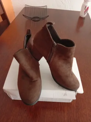 Botas de dama marrones