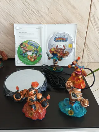 Lote Nintendo Wii + Skylanders + Accesorios