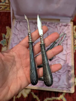 Antiguo set pedicura Napoleón III