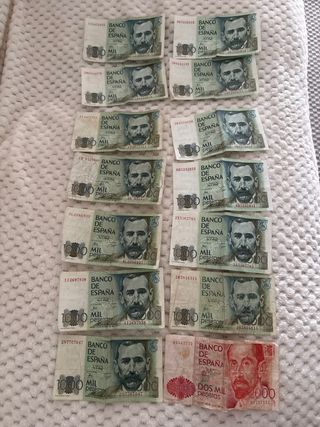 13 Billetes 1000 Pesetas Banco de España y 1