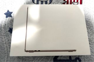 MacBook Air 13 M4 16/256gb
