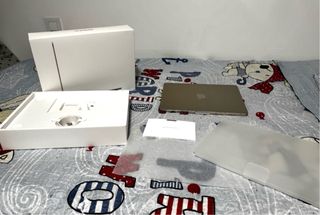 MacBook Air 13 M4 16/256gb