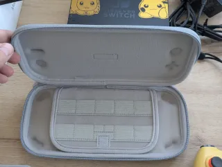 Nintendo Switch Edición Pokémon + Zelda Tears