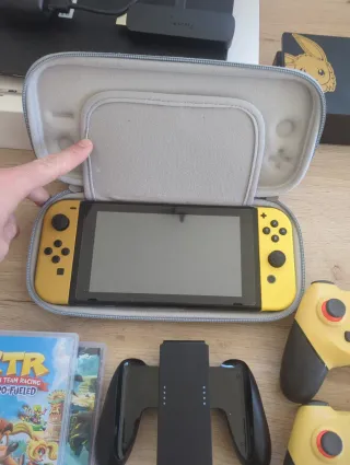 Nintendo Switch Edición Pokémon + Zelda Tears