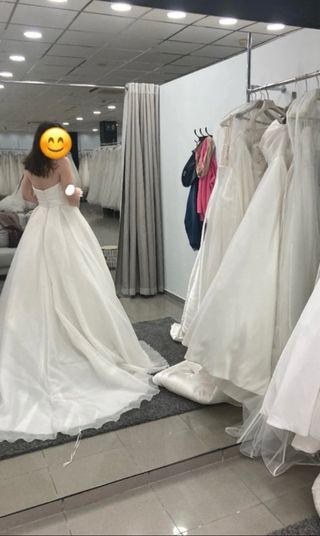 Vestido de Novia, sin usar. En perfecto estado.