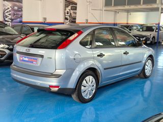 Ford Focus 1.8 Flexifuel Trend