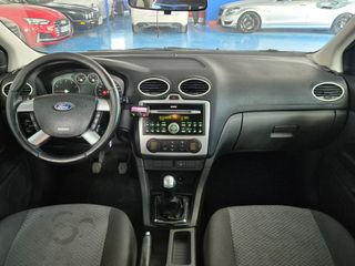 Ford Focus 1.8 Flexifuel Trend