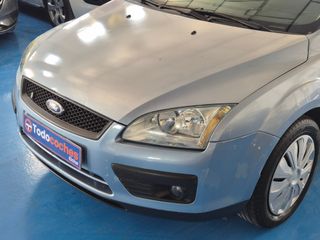 Ford Focus 1.8 Flexifuel Trend