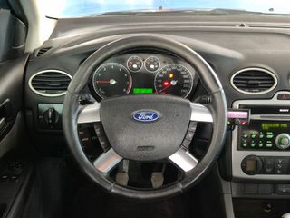 Ford Focus 1.8 Flexifuel Trend