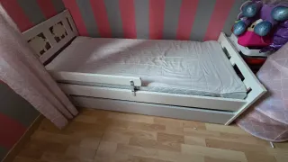 Cama infantil IKEA KRITTER con cajón