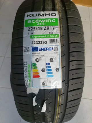 2 Pneus Kumho Ecowing ES31 225/45 ZR17