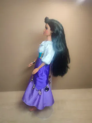 Muñeca Esmeralda Disney