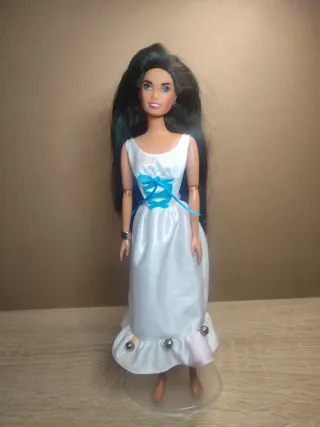Muñeca Esmeralda Disney