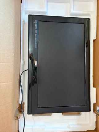 Televisor OKI Negro