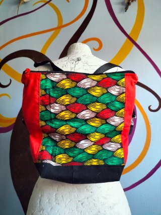 4 Bolsos y Mochila Multiusos
