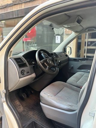 Volkswagen Transporter T5 2006