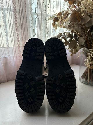 Botas altas blancas suela track