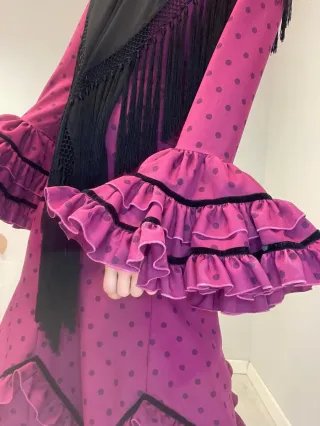 Se vende talla 34.. hasta talla 48 varios colores