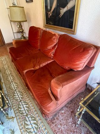 Sofá vintage naranja/rojo de terciopelo