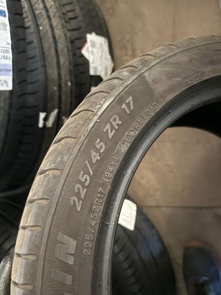 Michelin Pilot Sport 5 225/45/17