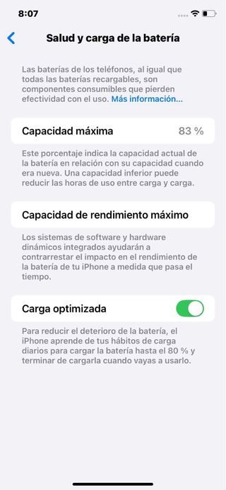 iPhone 11 83% Capacidad Máxima