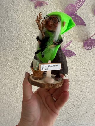 Figura Avelin del Jade Sereno