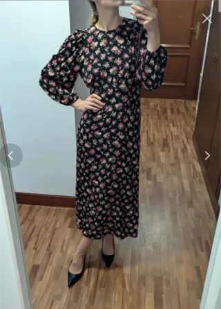 Vestido floral negro y rosa