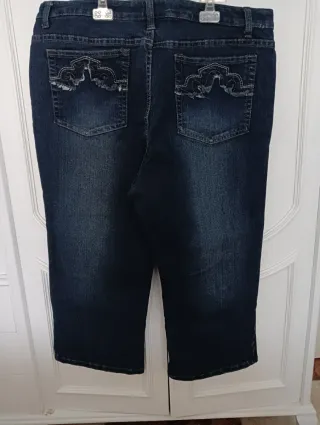 Pantalón vaquero pirata MISS SASA azul