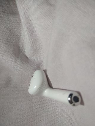 Auriculares Apple AirPods 2ª Gen