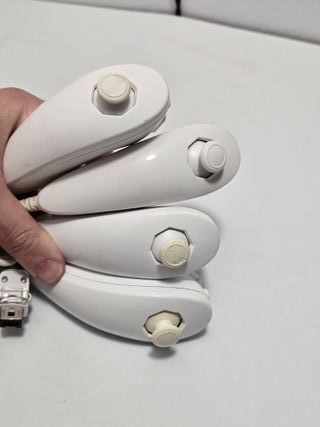 4 nunchuk blancos originales nintendo wii
