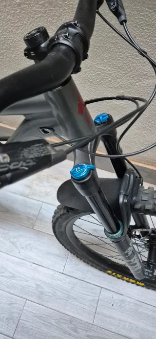 Specialized status Talla M/L