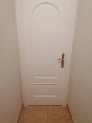 7 Puertas lacadas en blanco