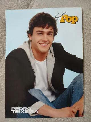 Posters dos DZRT e dos Morangos com Açúcar