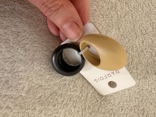 Set de anillos Parfois beige y negro