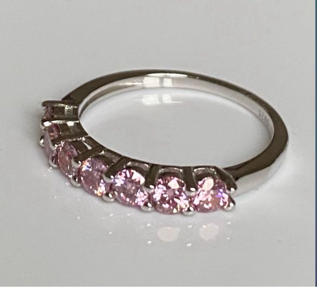 Anello Riviere Moissanite Rosa Argento 0.7 CT