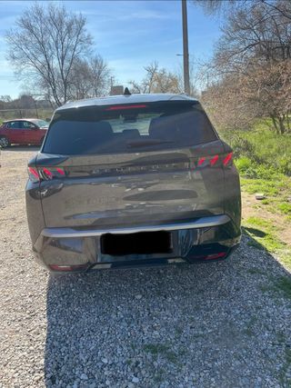 Peugeot e-5008 GT 2025