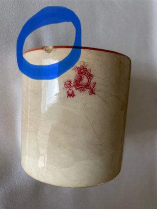 Caneca antiga Lufapo Lusitania anos 40 com rosas