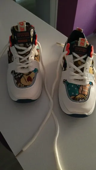 Zapatillas Oso Multicolor y Blancas