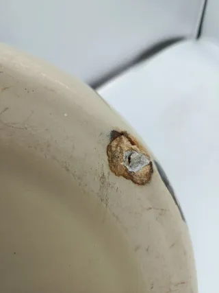 ANTIGUO PEROL O CUENCO DE METAL ESMALTADO