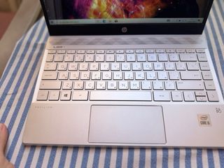 HP Pavilion 13 i5 10th Gen 8GB RAM 512GB SSD