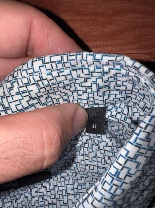 Camisa Calvin Klein azul y blanca estampada