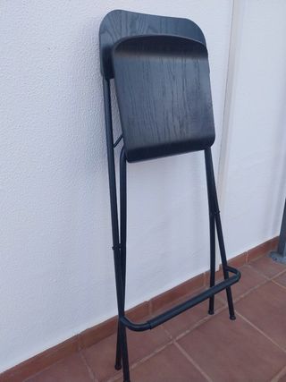 Taburete Ikea plegable madera negro
