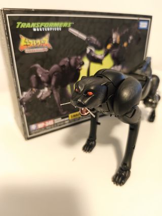 Transformers MP-34S Shadow Panther