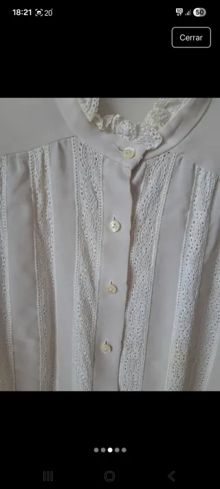 Blusa vintage cruda con encaje
