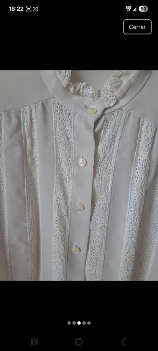 Blusa vintage cruda con encaje