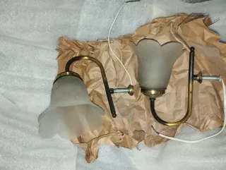 Mueble de baño madera + lavabo sin grifo + espejo