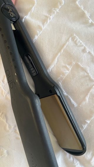 Plancha GHD Max Negra y Dorada